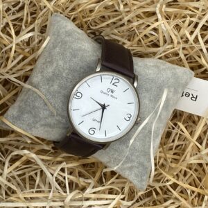 8cd5914f-a14d-456c-b11e-8247684484e4 Reloj marrón caballero