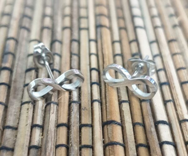 PENDIENTES INFINITO ACERO