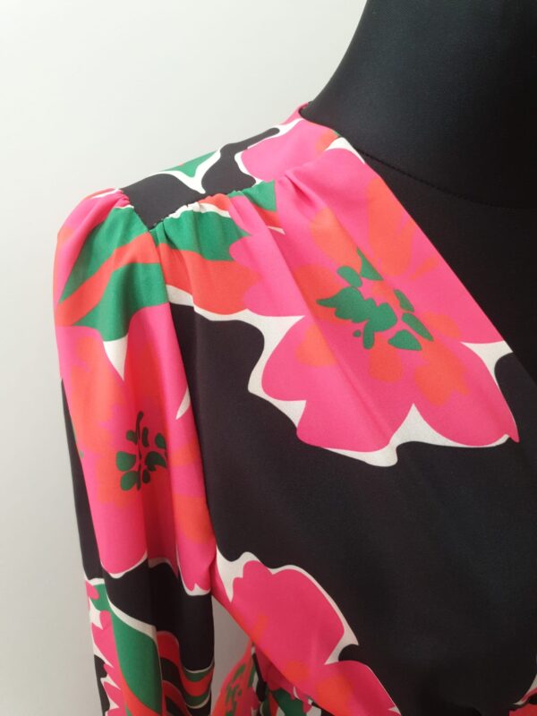 Vestido Midi floral salvaje
