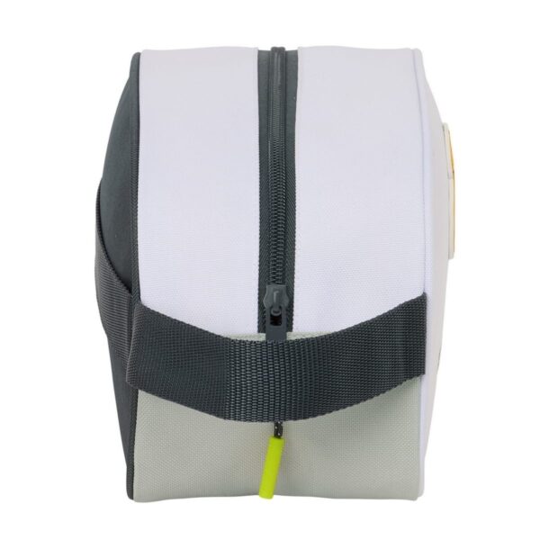 Neceser Viaje REAL MADRID2 Neceser Viaje REAL MADRID 1ª Equip. 2025/26, 26 cm. Adaptable