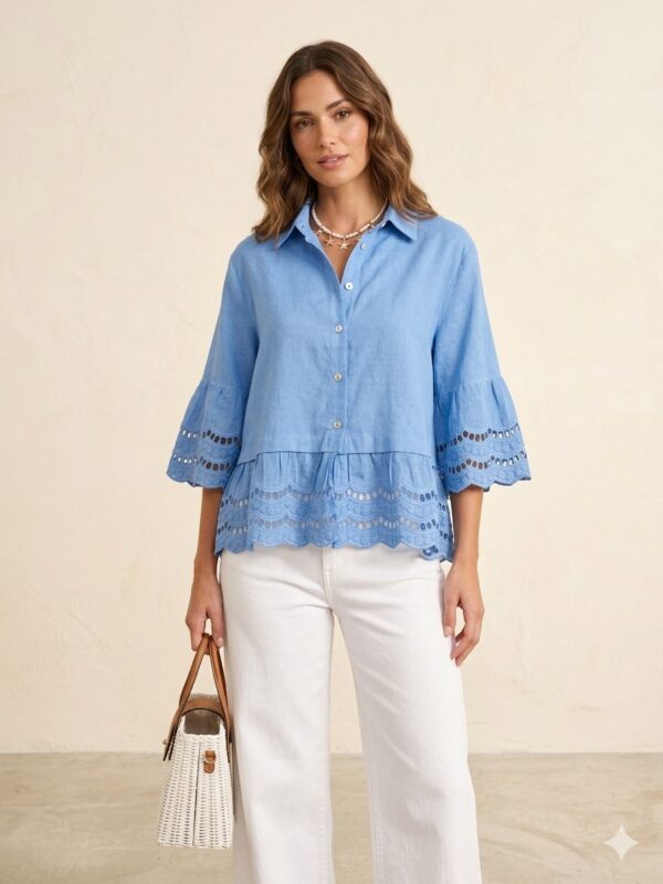 Blusa de Lino Azul para Mujer | Mangas con Calado y Bajo Fruncido