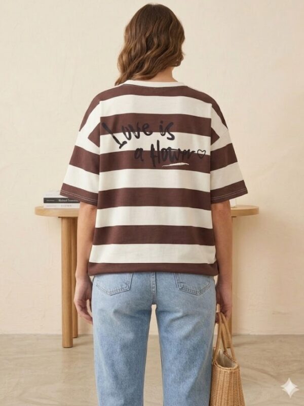 camiseta-flower Camiseta Oversize Rayas Marrones y Crema - Oso Floral "Love"