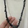 Collar Largo de 60 cm de Piedras Negras Chip y Cuentas Grises